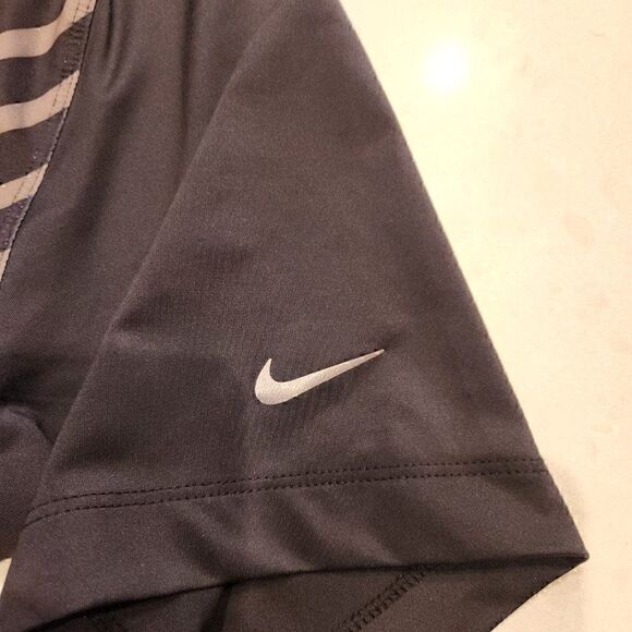 Nike Golf Tour Performance DRI-FIT Polo. Size S - Picture 3 of 4